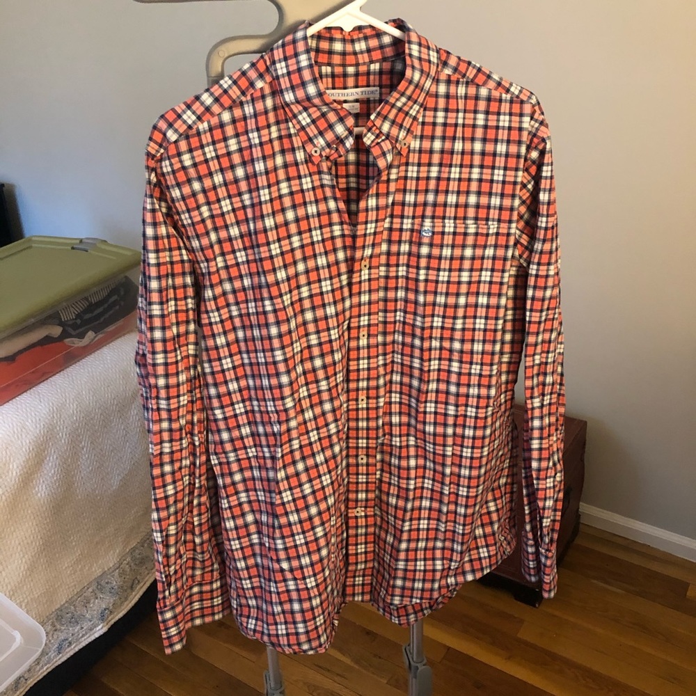 Southern Tide Men’s Large Button Down Shirt